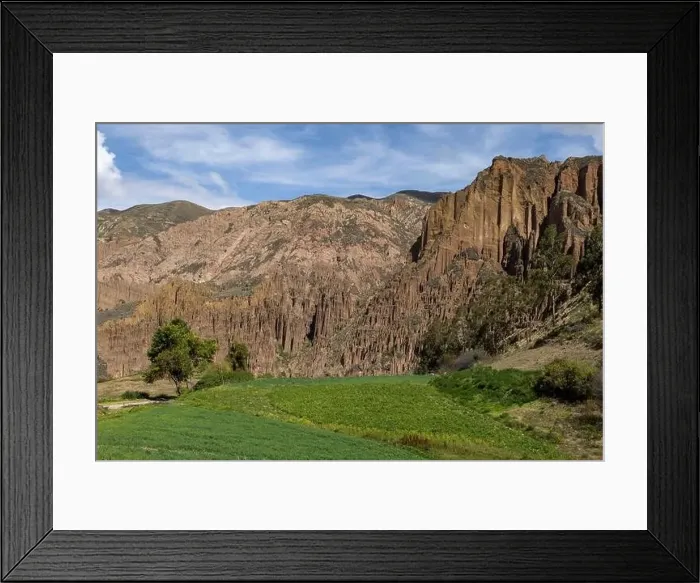 Framed Print : Exploring the beautiful Palca Canyon, a natural sight in the surroundings of La Paz, Bolivia - Traveling South America Framed Print : Exploring the beautiful Palca Canyon, a natural sight in the surroundings of La Paz, Bolivia - Traveling South America