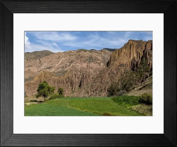 Framed Print : Exploring the beautiful Palca Canyon, a natural sight in the surroundings of La Paz, Bolivia - Traveling South America Framed Print : Exploring the beautiful Palca Canyon, a natural sight in the surroundings of La Paz, Bolivia - Traveling South America