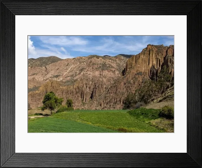 Framed Print : Exploring the beautiful Palca Canyon, a natural sight in the surroundings of La Paz, Bolivia - Traveling South America Framed Print : Exploring the beautiful Palca Canyon, a natural sight in the surroundings of La Paz, Bolivia - Traveling South America