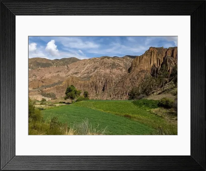 Framed Print : Exploring the beautiful Palca Canyon, a natural sight in the surroundings of La Paz, Bolivia - Traveling South America Framed Print : Exploring the beautiful Palca Canyon, a natural sight in the surroundings of La Paz, Bolivia - Traveling South America