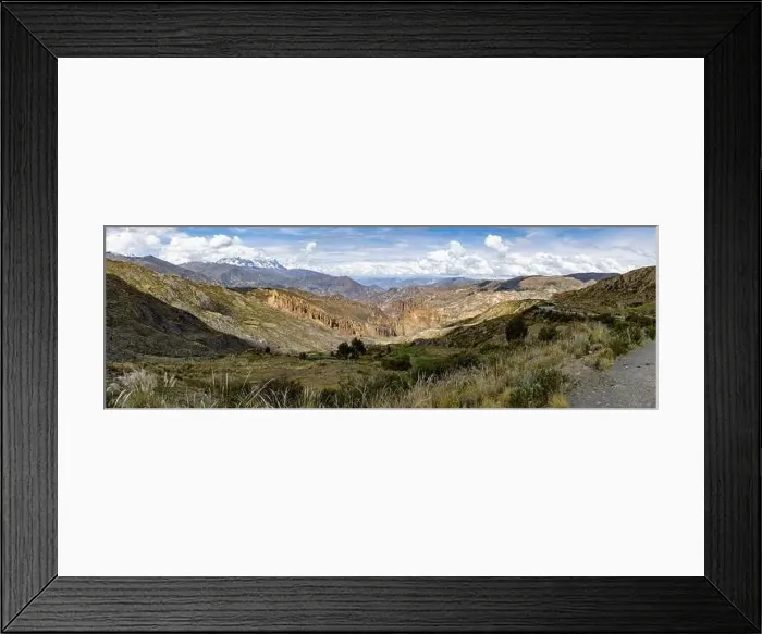 Framed Print : Exploring the beautiful Palca Canyon, a natural sight in the surroundings of La Paz, Bolivia - Traveling South America Framed Print : Exploring the beautiful Palca Canyon, a natural sight in the surroundings of La Paz, Bolivia - Traveling South America