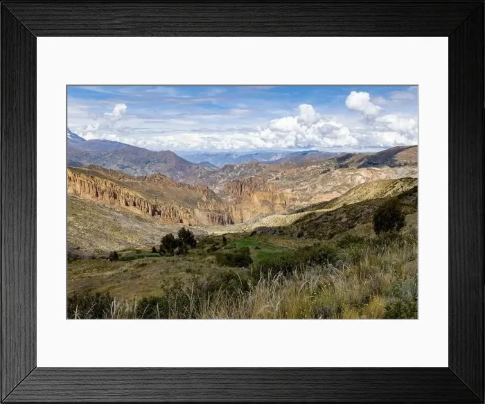 Framed Print : Exploring the beautiful Palca Canyon, a natural sight in the surroundings of La Paz, Bolivia - Traveling South America Framed Print : Exploring the beautiful Palca Canyon, a natural sight in the surroundings of La Paz, Bolivia - Traveling South America