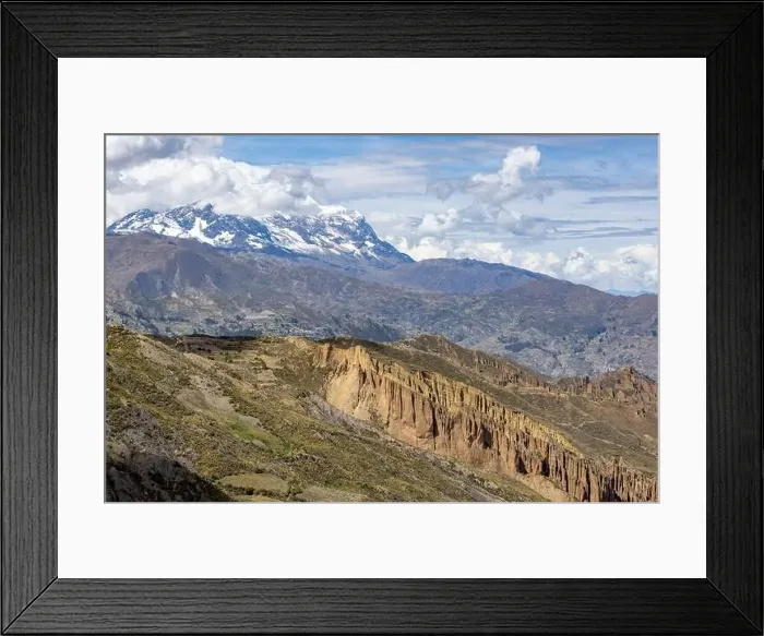 Framed Print : Exploring the beautiful Palca Canyon, a natural sight in the surroundings of La Paz, Bolivia - Traveling South America Framed Print : Exploring the beautiful Palca Canyon, a natural sight in the surroundings of La Paz, Bolivia - Traveling South America