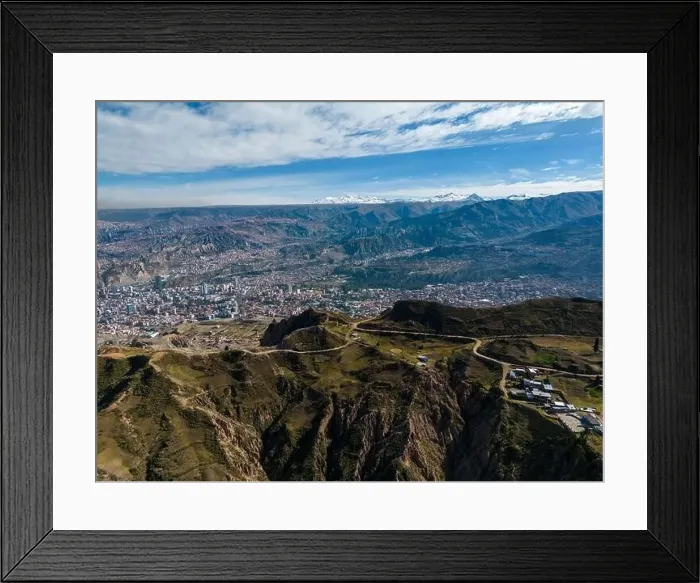Framed Print : Aerial view from the impressive landmark Muela del Diablo down into the valley with the highest capital Framed Print : Aerial view from the impressive landmark Muela del Diablo down into the valley with the highest capital