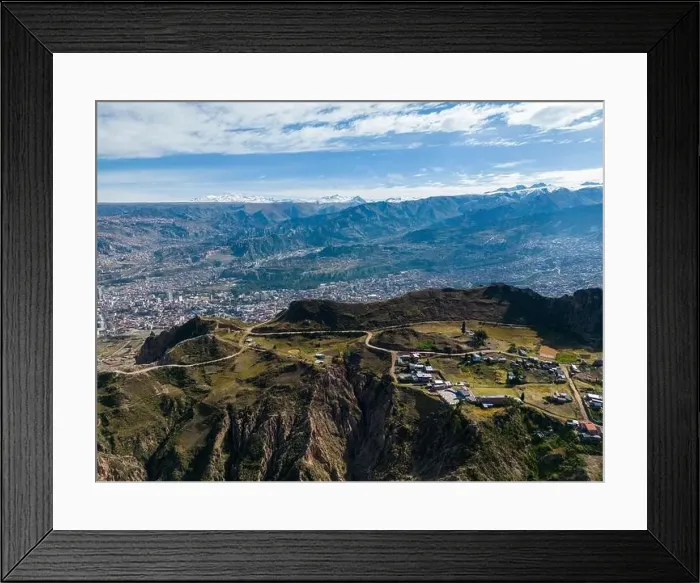Framed Print : Aerial view from the impressive landmark Muela del Diablo down into the valley with the highest capital Framed Print : Aerial view from the impressive landmark Muela del Diablo down into the valley with the highest capital