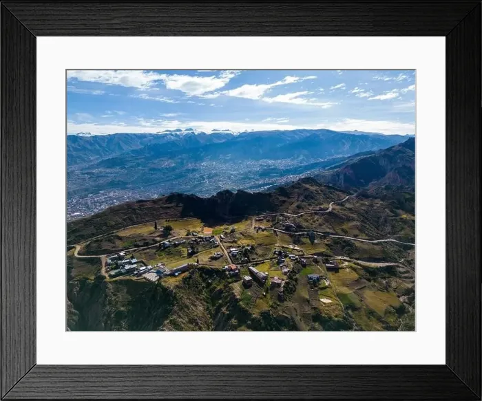 Framed Print : Aerial view from the impressive landmark Muela del Diablo down into the valley with the highest capital Framed Print : Aerial view from the impressive landmark Muela del Diablo down into the valley with the highest capital