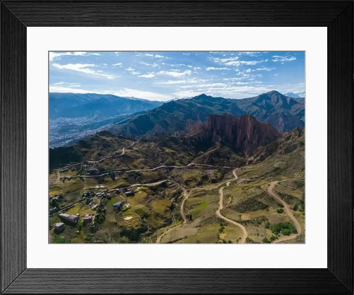Framed Print : Aerial view from the impressive landmark Muela del Diablo down into the valley with the highest capital Framed Print : Aerial view from the impressive landmark Muela del Diablo down into the valley with the highest capital