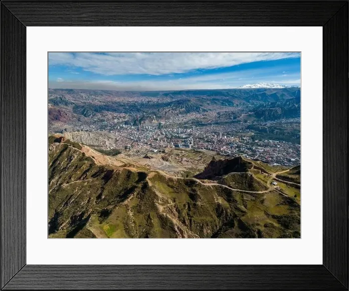 Framed Print : Aerial view from the impressive landmark Muela del Diablo down into the valley with the highest capital Framed Print : Aerial view from the impressive landmark Muela del Diablo down into the valley with the highest capital