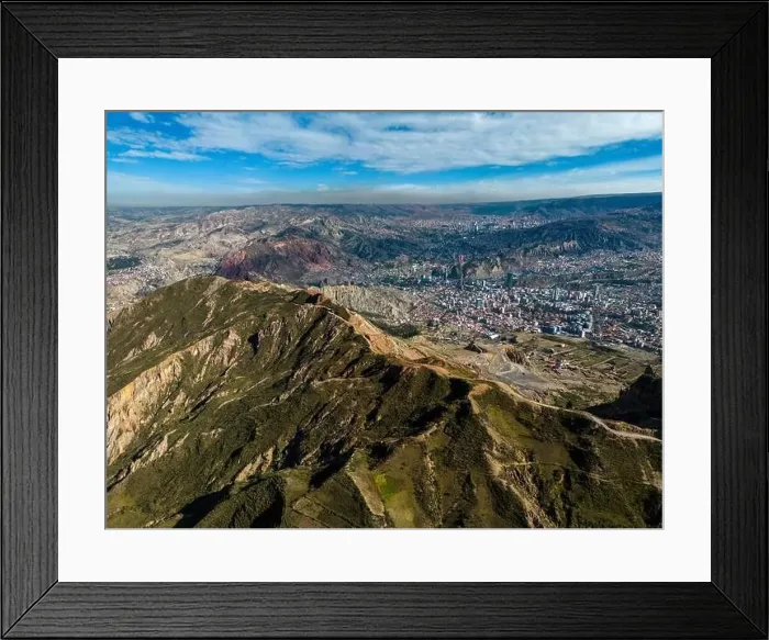 Framed Print : Aerial view from the impressive landmark Muela del Diablo down into the valley with the highest capital Framed Print : Aerial view from the impressive landmark Muela del Diablo down into the valley with the highest capital