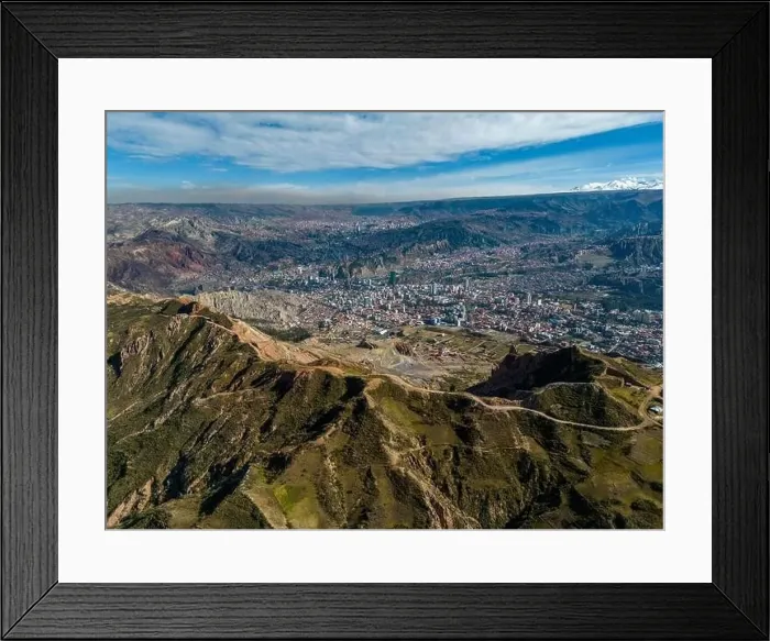 Framed Print : Aerial view from the impressive landmark Muela del Diablo down into the valley with the highest capital Framed Print : Aerial view from the impressive landmark Muela del Diablo down into the valley with the highest capital