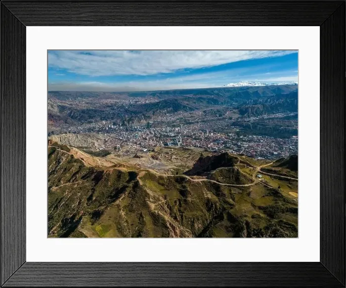 Framed Print : Aerial view from the impressive landmark Muela del Diablo down into the valley with the highest capital Framed Print : Aerial view from the impressive landmark Muela del Diablo down into the valley with the highest capital