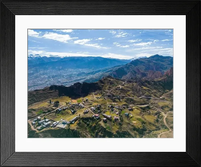 Framed Print : Aerial view from the impressive landmark Muela del Diablo down into the valley with the highest capital