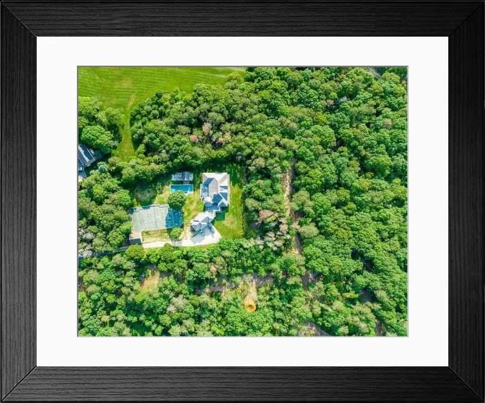 Framed Print : aerial view of an expensive amagansett estate Framed Print : aerial view of an expensive amagansett estate