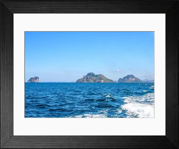 Framed Print : Ko Poda and Ko Kai Chicken Island, Tonsai Bay, Railay Beach, Ao Nang, Krabi, Andaman Sea, Thailand