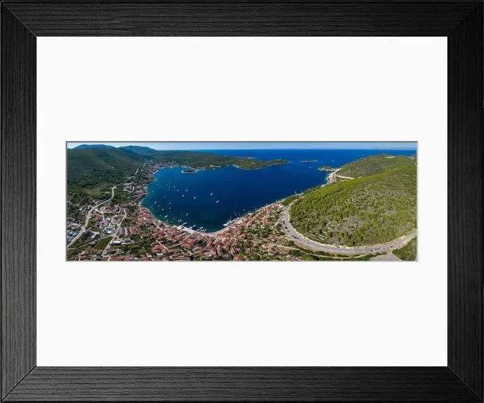 Framed Print : Vis Island, in Italian Lissa, island of Croatia in the Adriatic Sea Framed Print : Vis Island, in Italian Lissa, island of Croatia in the Adriatic Sea