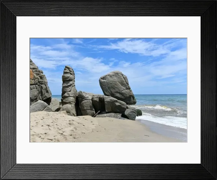 Framed Print : Beach of Los Naranjos in Santa Marta by Tayrona National Park in Colombia Framed Print : Beach of Los Naranjos in Santa Marta by Tayrona National Park in Colombia