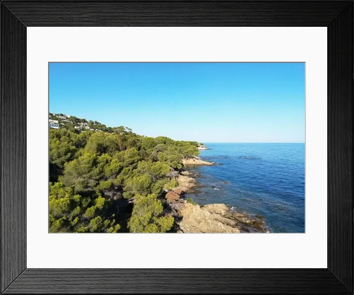 Framed Print : Aerial Photo of the rocky coast at Les Issambres in the Var region of Provence-Alpes-Côte d'Azur Region of South Framed Print : Aerial Photo of the rocky coast at Les Issambres in the Var region of Provence-Alpes-Côte d'Azur Region of South