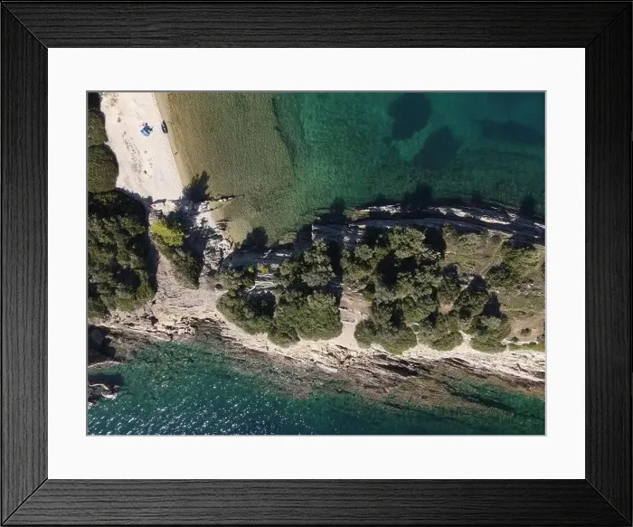 Framed Print : Panoramic drone photo of the tropical beach in the bay of Toroni in Halkidiki, Greece Framed Print : Panoramic drone photo of the tropical beach in the bay of Toroni in Halkidiki, Greece