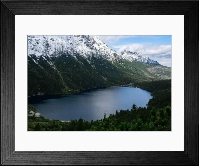 Framed Print : Morskie Oko Snowy Mountain Hut in Polish Tatry mountains Framed Print : Morskie Oko Snowy Mountain Hut in Polish Tatry mountains