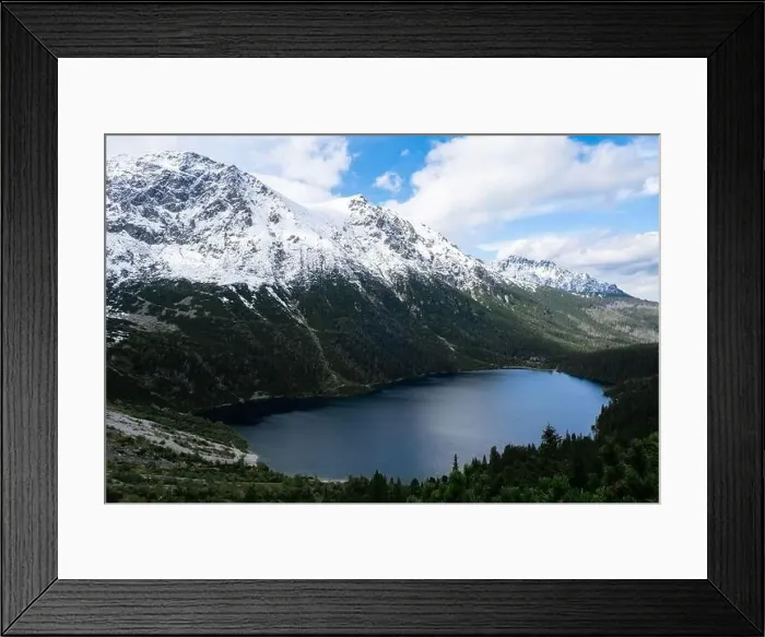 Framed Print : Morskie Oko Snowy Mountain Hut in Polish Tatry mountains Framed Print : Morskie Oko Snowy Mountain Hut in Polish Tatry mountains