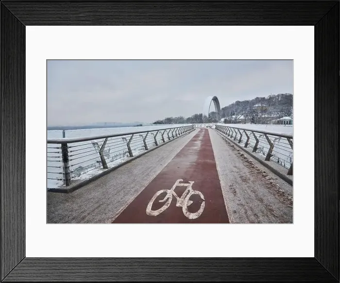 Framed Print : Pedestrian-bicycle bridge in Kiev in snowy weather Framed Print : Pedestrian-bicycle bridge in Kiev in snowy weather