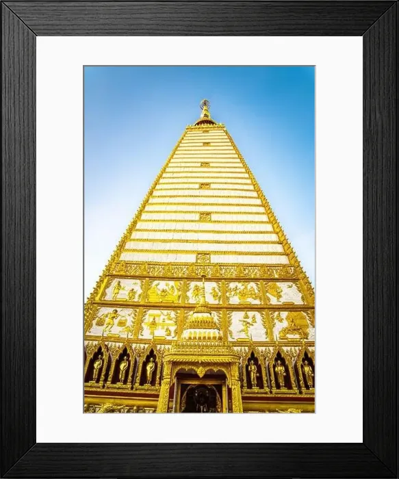 Framed Print : Wat Phra That Nong Bua, in Ubon, Thailand, south east asia Framed Print : Wat Phra That Nong Bua, in Ubon, Thailand, south east asia