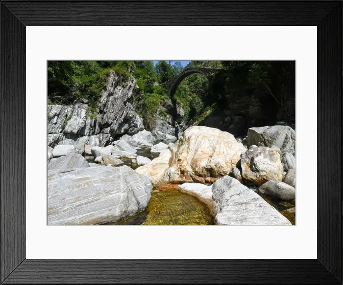 Framed Print : View at the roman bridge of Intragna on the italian part of Switzerland Framed Print : View at the roman bridge of Intragna on the italian part of Switzerland