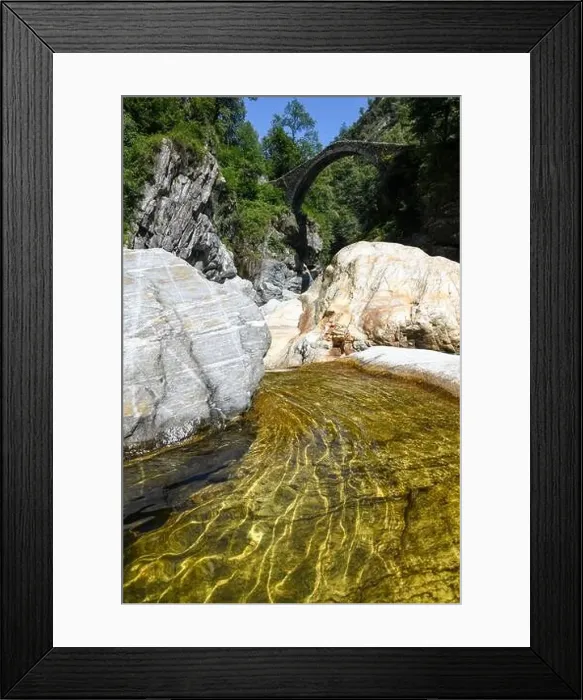 Framed Print : View at the roman bridge of Intragna on the italian part of Switzerland Framed Print : View at the roman bridge of Intragna on the italian part of Switzerland