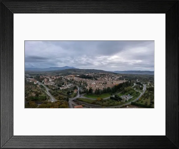 Framed Print : A drone view of the Tuscan hilltop village and viticulture town of San Quirico d'Orcia Framed Print : A drone view of the Tuscan hilltop village and viticulture town of San Quirico d'Orcia