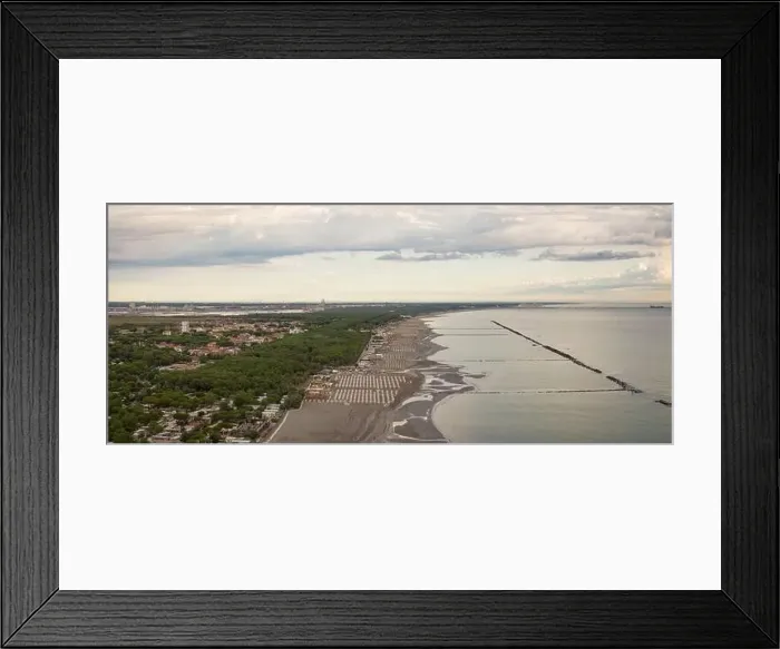 Framed Print : Drone view of sandy beach with umbrellas and gazebos.Summer vacation concept, Adriatic coast, Emilia Romagna, Italy Framed Print : Drone view of sandy beach with umbrellas and gazebos.Summer vacation concept, Adriatic coast, Emilia Romagna, Italy
