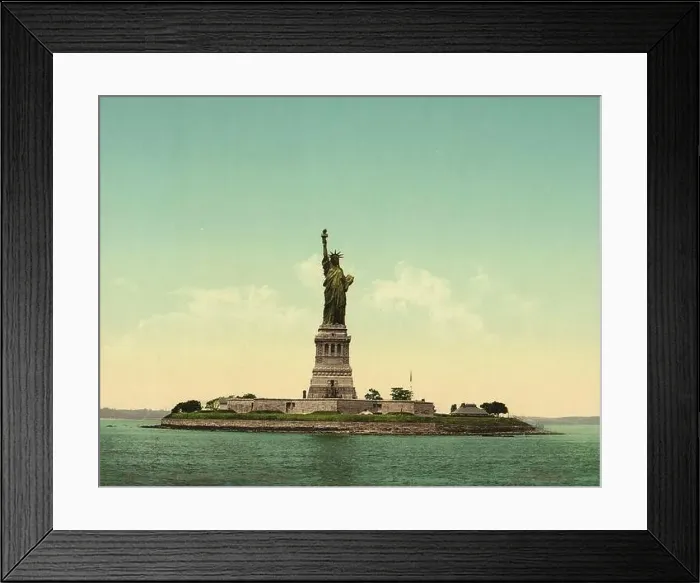 Framed Print : Statue of Liberty, New York 1905