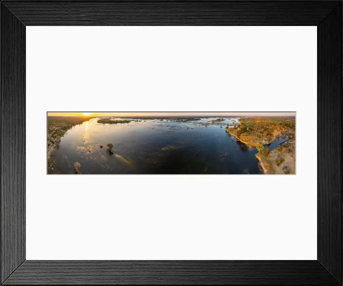 Framed Print : A dramatic aerial perspective of the Zambezi river in Zimbabwe's Zambezi National Park Framed Print : A dramatic aerial perspective of the Zambezi river in Zimbabwe's Zambezi National Park