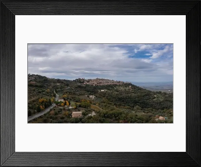 Framed Print : Long winding road leading to the Tuscan hilltop village of Montepulciano Framed Print : Long winding road leading to the Tuscan hilltop village of Montepulciano