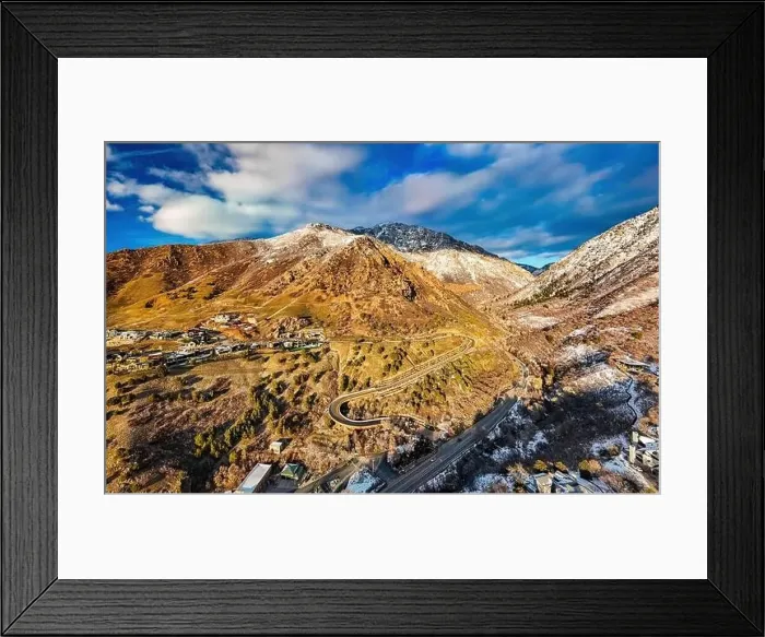 Framed Print : Scenic morning view of mountains range in Salt Lake city over the residential area Framed Print : Scenic morning view of mountains range in Salt Lake city over the residential area