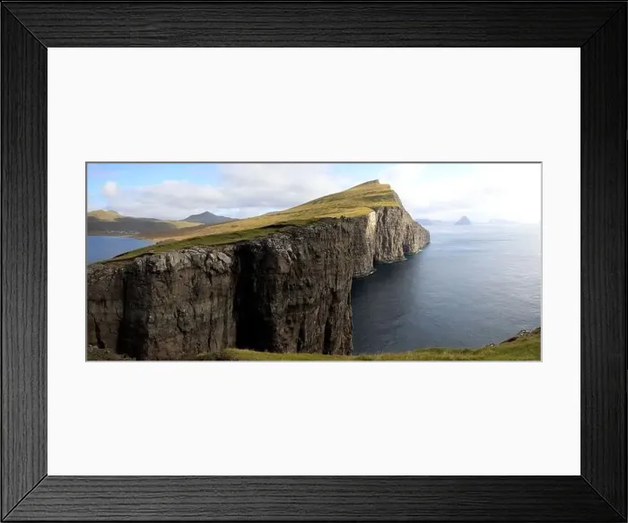 Framed Print : Beautiful scenery of the Faroe islands, Bosdalafossur Framed Print : Beautiful scenery of the Faroe islands, Bosdalafossur