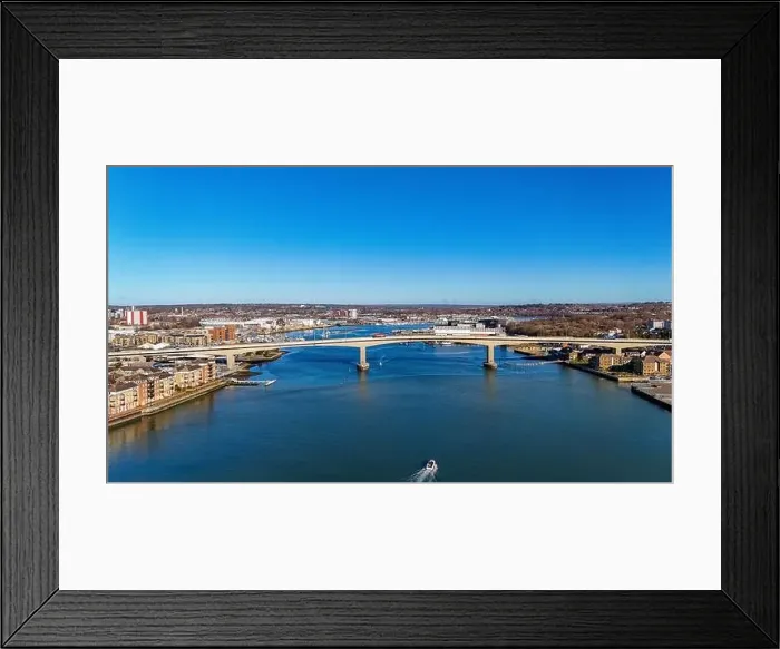 Framed Print : Itchen bridge crossing the river Itchen Framed Print : Itchen bridge crossing the river Itchen