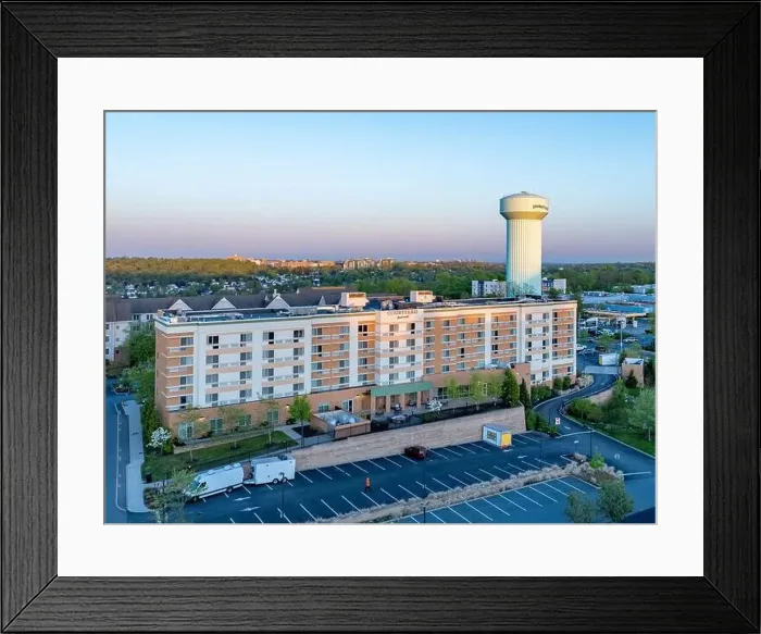 Framed Print : Yonkers, NY, USA - 05-02-2024 Framed Print : Yonkers, NY, USA - 05-02-2024