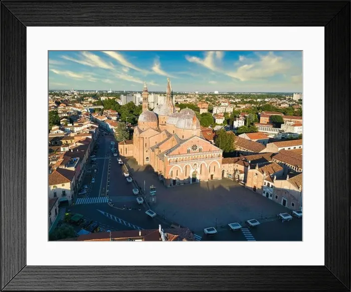 Framed Print : Aerial shot Basilica of Saint Anthony of Padua. Veneto, Italy Framed Print : Aerial shot Basilica of Saint Anthony of Padua. Veneto, Italy