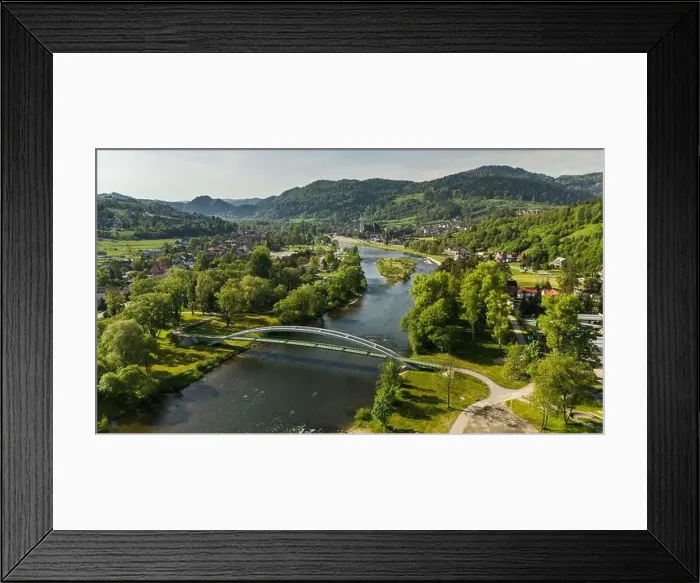 Framed Print : Szczawnica townscape and Dunajec River bends. Aerial drone view at springtime Framed Print : Szczawnica townscape and Dunajec River bends. Aerial drone view at springtime