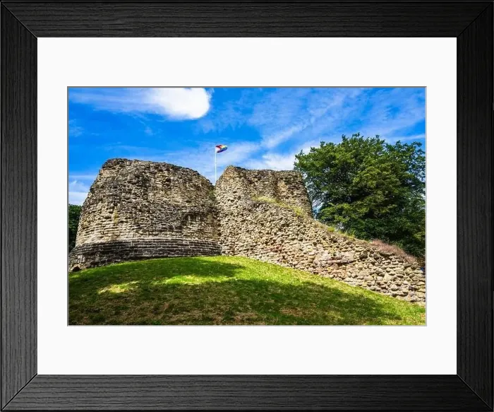 Framed Print : Pontefract Castle, Pontefract, West Yorkshire, England Framed Print : Pontefract Castle, Pontefract, West Yorkshire, England