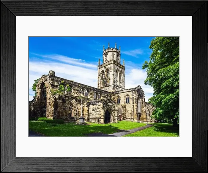 Framed Print : All Saints Church in Pontefract, West Yorkshire, England Framed Print : All Saints Church in Pontefract, West Yorkshire, England
