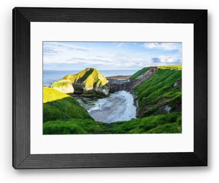 Framed Print : Cliffs over Flamborough Seawatch Observatory, Flamborough, Yorkshire, England Framed Print : Cliffs over Flamborough Seawatch Observatory, Flamborough, Yorkshire, England