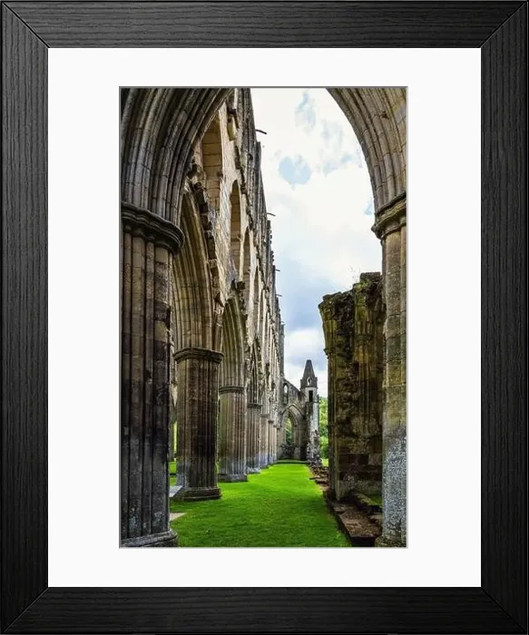 Framed Print : Rievaulx Abbey, North York Moors National Park, North Yorkshire, England Framed Print : Rievaulx Abbey, North York Moors National Park, North Yorkshire, England