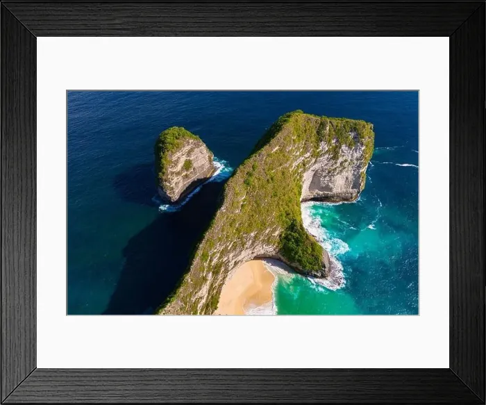 Framed Print : Airview of Kelingking Beach on Nusa Penida Island, Indonesia Framed Print : Airview of Kelingking Beach on Nusa Penida Island, Indonesia