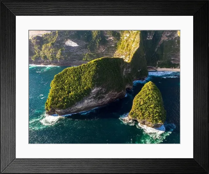 Framed Print : Airview of Kelingking Beach on Nusa Penida Island, Indonesia Framed Print : Airview of Kelingking Beach on Nusa Penida Island, Indonesia