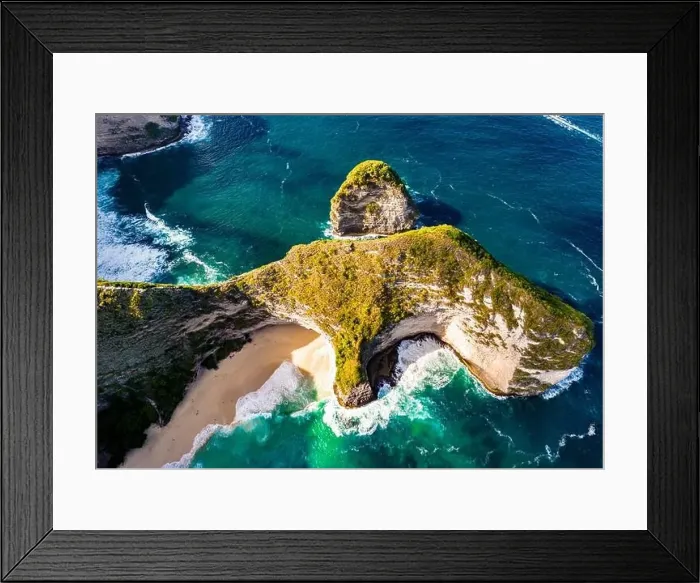 Framed Print : Airview of Kelingking Beach on Nusa Penida Island, Indonesia Framed Print : Airview of Kelingking Beach on Nusa Penida Island, Indonesia