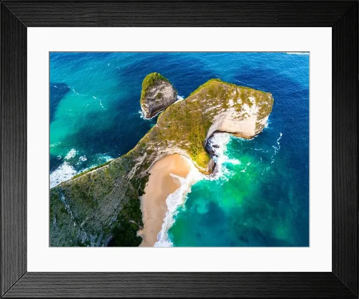 Framed Print : Airview of Kelingking Beach on Nusa Penida Island, Indonesia Framed Print : Airview of Kelingking Beach on Nusa Penida Island, Indonesia
