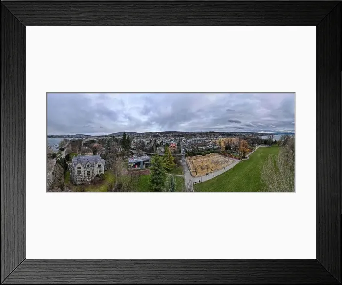 Framed Print : Zurich, Switzerland - 29 Oktober 2023 Framed Print : Zurich, Switzerland - 29 Oktober 2023