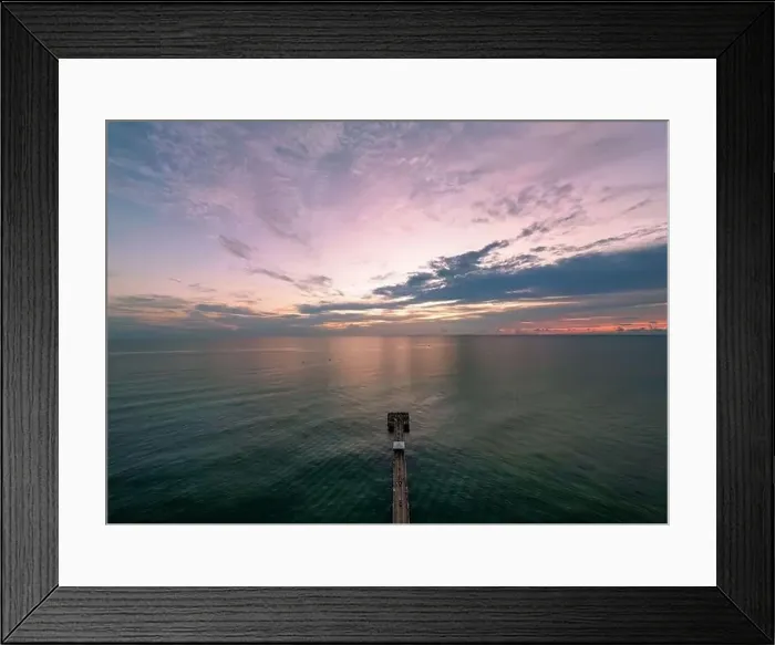 Framed Print : A colourful sunrise over Juno Beach, Florida, USA Framed Print : A colourful sunrise over Juno Beach, Florida, USA