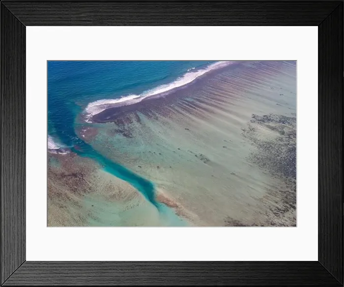 Framed Print : Explore the natural wonders of underwater waterfalls Framed Print : Explore the natural wonders of underwater waterfalls